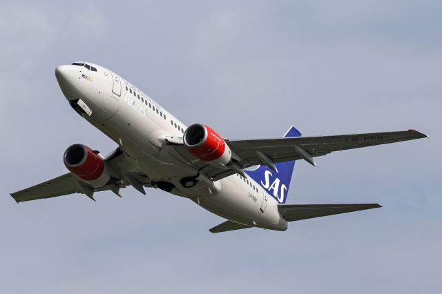 Boeing 737-700 (LN-RRN) - SAS4608 climbing out on the flight back to Oslo