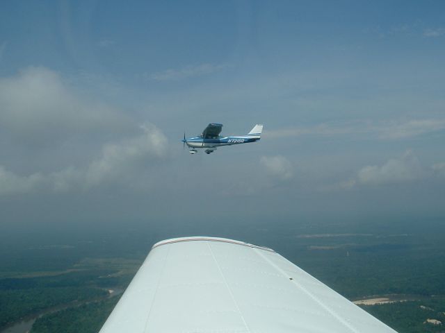 Cessna Skyhawk (N7215Q)