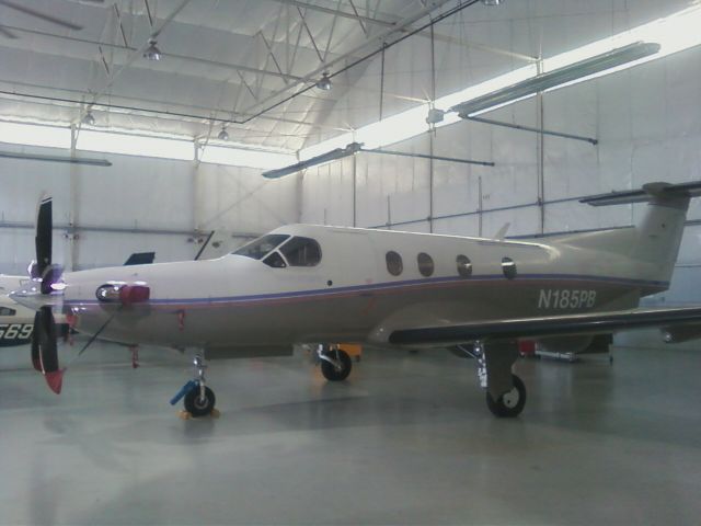 Pilatus PC-12 (N185PB)