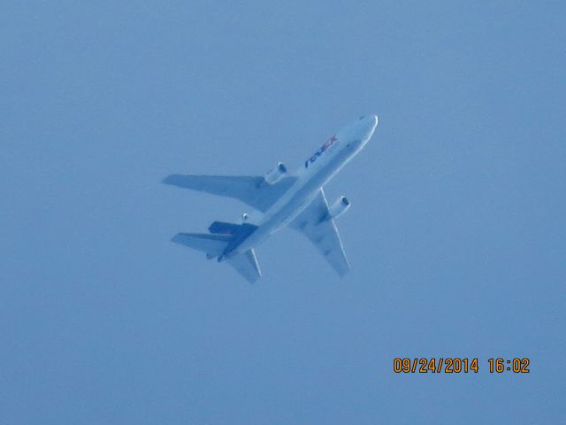 McDonnell Douglas DC-10 (N372FE) - FedEx flight 781 from Memphis to Portland over Baxter Springs Kansas (78KS) at 34,000 feet.