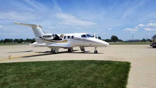 Embraer Phenom 100 (N100NV)