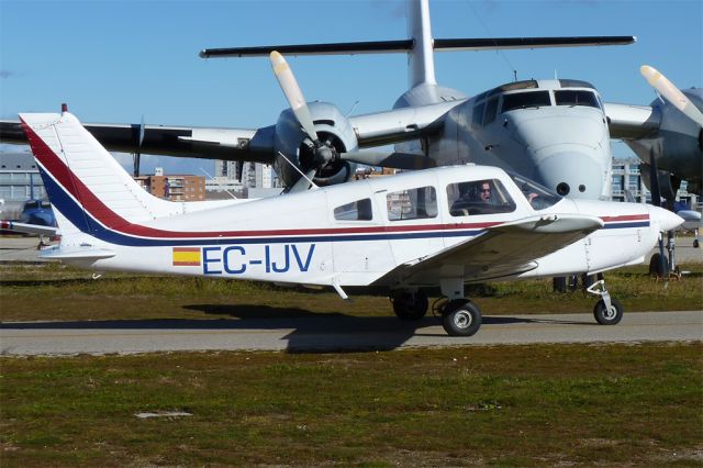 Piper Cherokee (EC-IJV)