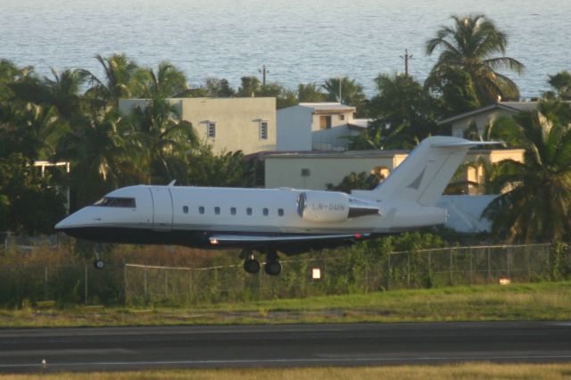 Canadair Challenger (LN-SUN)