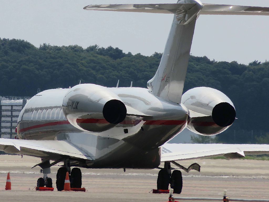 Bombardier Global Express (9H-VJX) - I take a picture on Jul 20, 2017.
