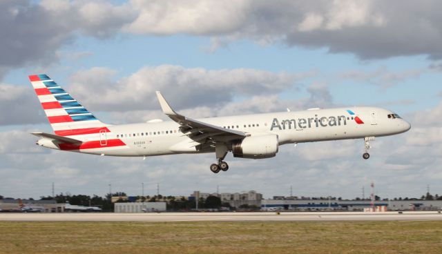 Boeing 757-200 (N188AN) - Landing at MIA on the afternoon of the 6th of December, 2018.