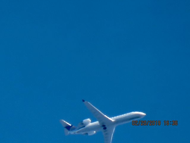 Canadair Regional Jet CRJ-200 (N868AS)