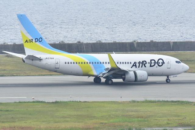 Boeing 737-700 (JA07AN)