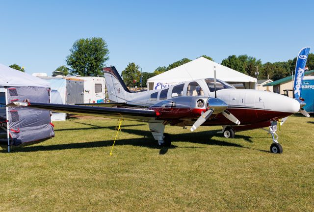 Beechcraft Baron (58) (N158RS)