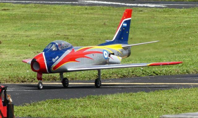 North American F-86 Sabre (C113) - Markham Park R/C Airfield