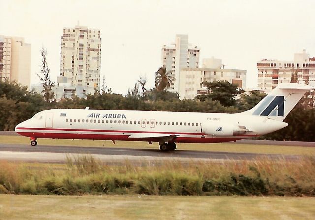 McDonnell Douglas DC-9-30 (P4-MDD)