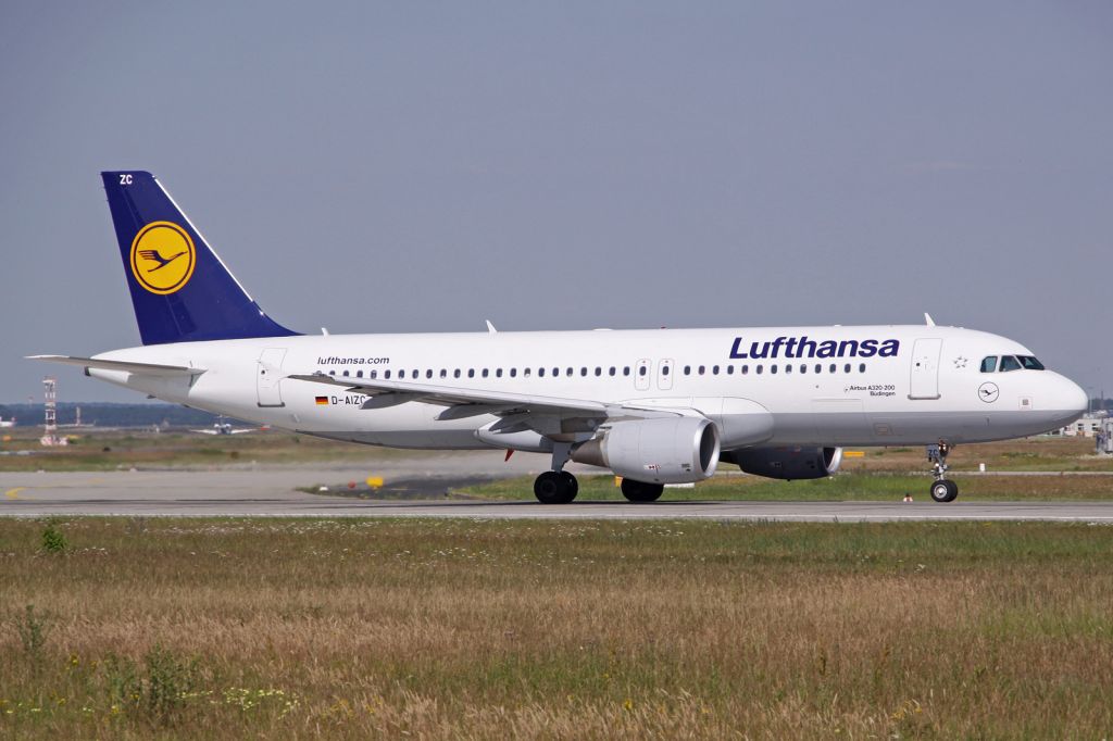 Airbus A320 (D-AIZC)