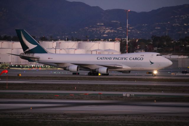Boeing 747-400 (B-LID)