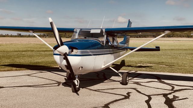 Cessna Skyhawk (C-FVKP)