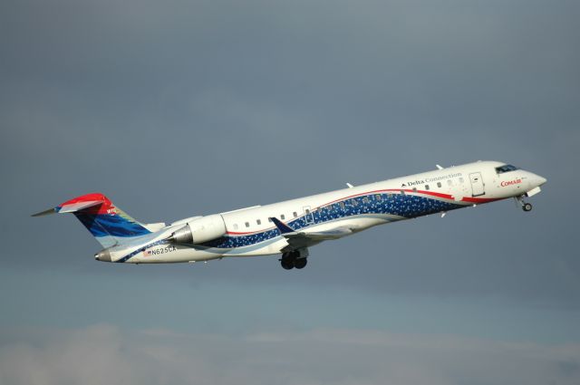 Canadair Regional Jet CRJ-700 (N625CA)