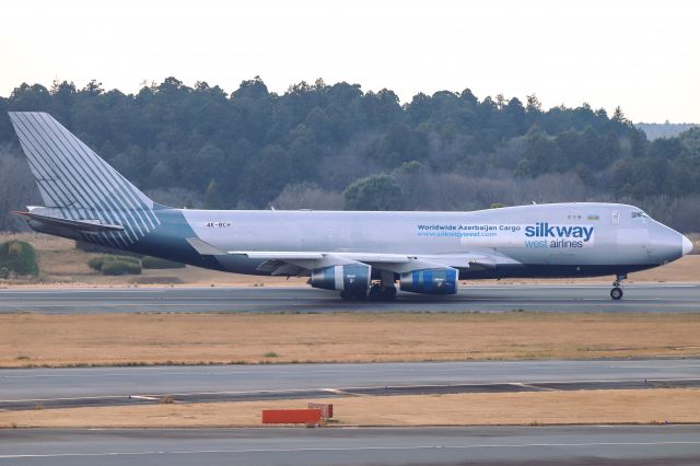 Boeing 747-400 (4K-BCH)