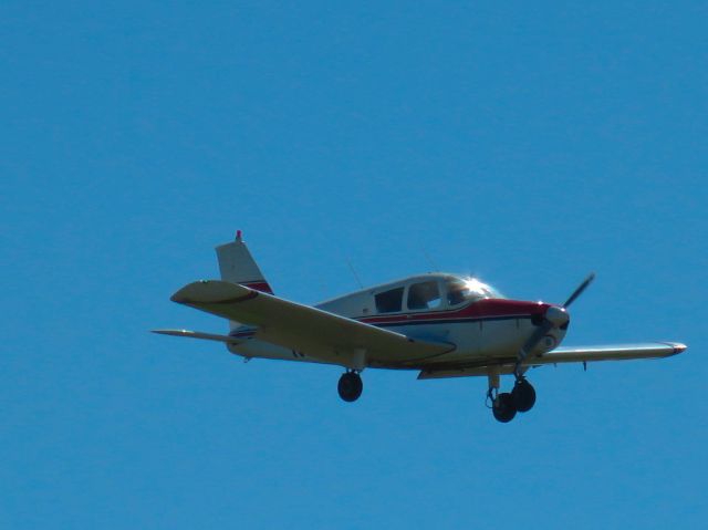 Piper Cherokee (N1948T)