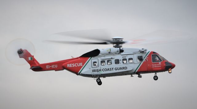 Sikorsky Helibus (EI-ICU) - s-92a ei-icu in the hover at shannon 21/121/9.