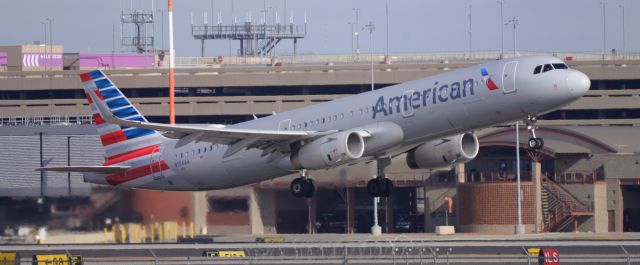 Airbus A321 (N154AA) - Phoenix Arizona USA