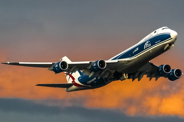 BOEING 747-8 (G-CLAB) - after thunderstorm