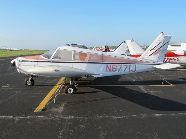 Piper Cherokee (N6771J)