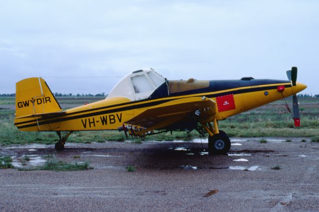 VH-WBV — - AYRES S2R-T THRUSH - REG : VH-WBV (CN 2529r) - MOREE AIRPORT NSW. AUSTRALIA - YMOR (4/3/1982)