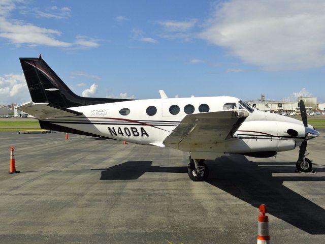 Beechcraft King Air 90 (N40BA)