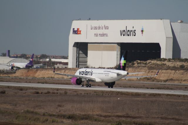Airbus A320 (N539VL) - HEAD 27 MMTJ