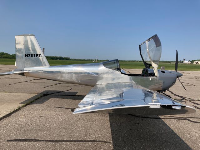 Vans RV-12 (N781PT)