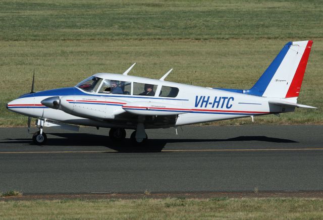 Piper PA-30 Twin Comanche (VH-HTC)