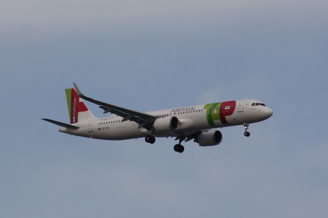 Airbus A321neo (CS-TXA)