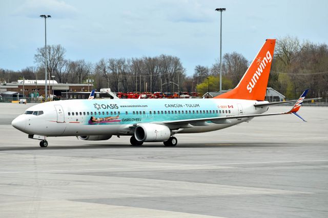 Boeing 737-800 (C-GKVV)
