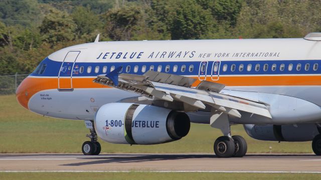 Airbus A320 (N763JB) - September 30, 2018, Nashville, TN -- The Jet Blue Airlines "New York International" Livery has just arrived on runway 02R.