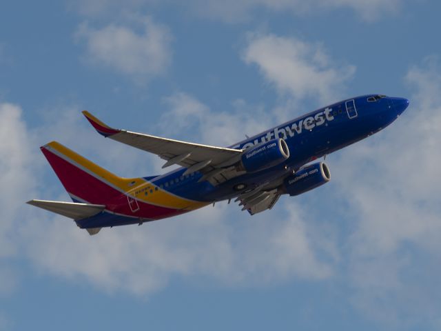 Boeing 737-700 (N418WN) - 8/10/2020