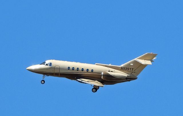 Hawker 800 (N939TT)