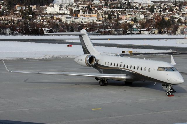 Bombardier Global 5000 (VP-CSB)