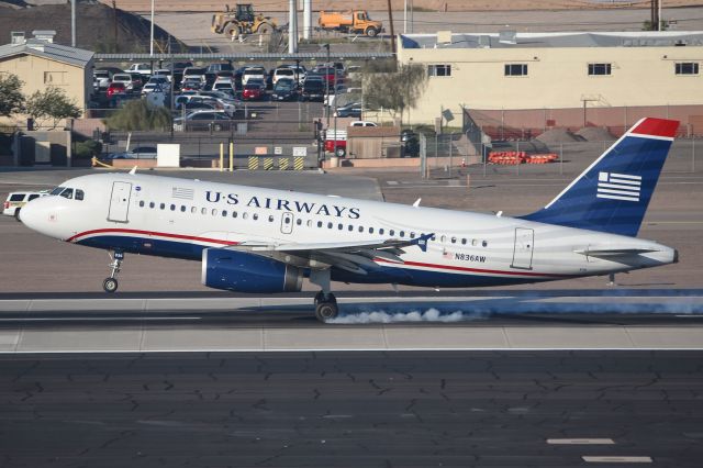 Airbus A319 (N836AW)