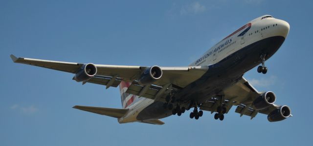 Boeing 747-400 (G-BNLN)