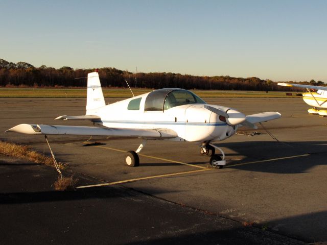 Grumman Tr2 (N9657L) - A 1973 AA1.