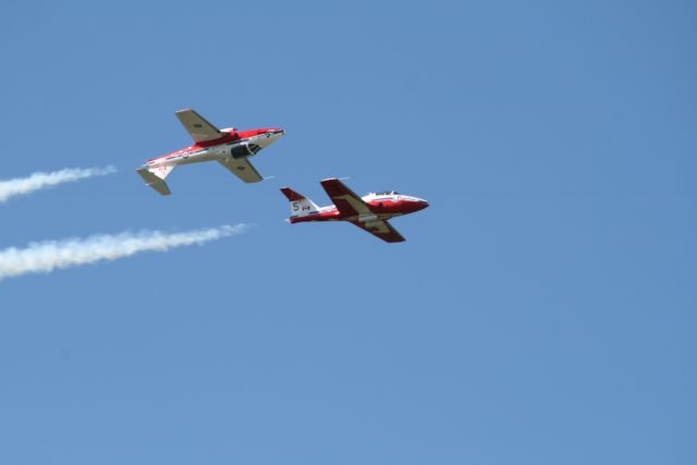 — — - RCAF Snowbirds