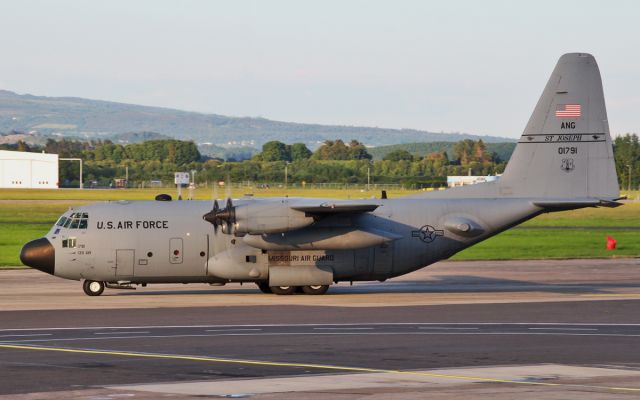 Lockheed C-130 Hercules (90-1791) - usaf missouri air guard c-130h 90-1791 arriving in shannon 17/6/14.