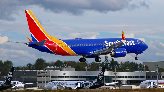 Boeing 737 MAX 8 (N8721J) - BOE021 from KBFI on final to Rwy 16R during a C1 flight on 9.14.18. (ln 7090 / cn 42548).