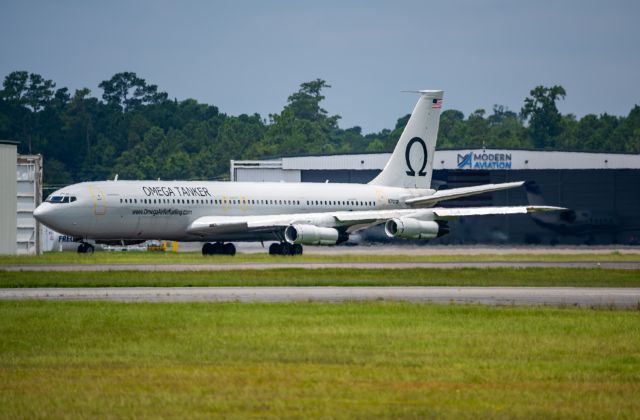 Boeing 707-300 (N707GF)