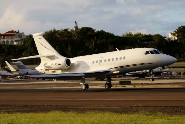 Dassault Falcon 2000 (PP-AUL)