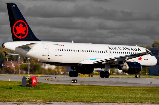 Airbus A320 (C-FKPT) - Year: 1994br /Make: Airbusbr /Model: A320-211br /Opby: Air Canada Jetzbr /Notes: Repositioning flight to YUL after dropping off the Buffalo Sabres (NHL Charter) from PIT on 11-11-2023