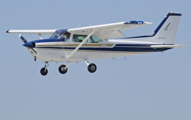 Cessna Skylane (N5766J) - Joe above the threshold, Runway one-two, Merced Regional Airport