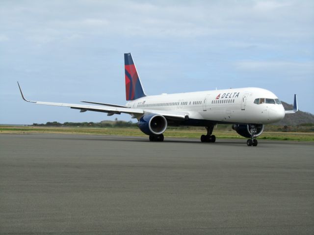 Boeing 757-200 (N67171)