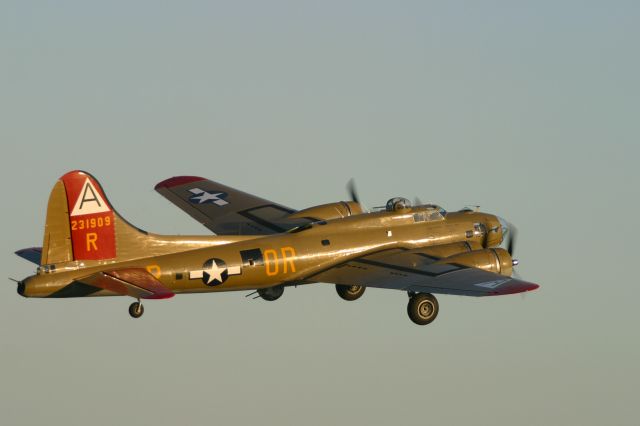 Boeing B-17 Flying Fortress —