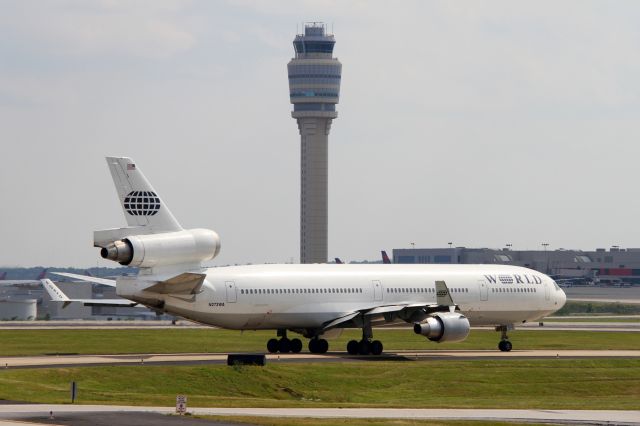 Boeing MD-11 (N273WA)
