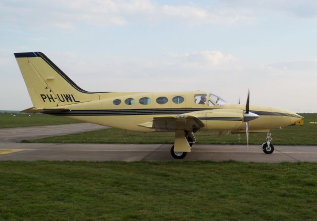 Cessna 421 (PH-UWL)
