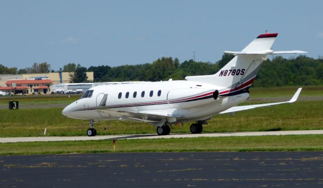 Hawker 800 (N878QS) - Shown here is a Raytheon Hawker 900XP taxiing in the Summer of 2017.